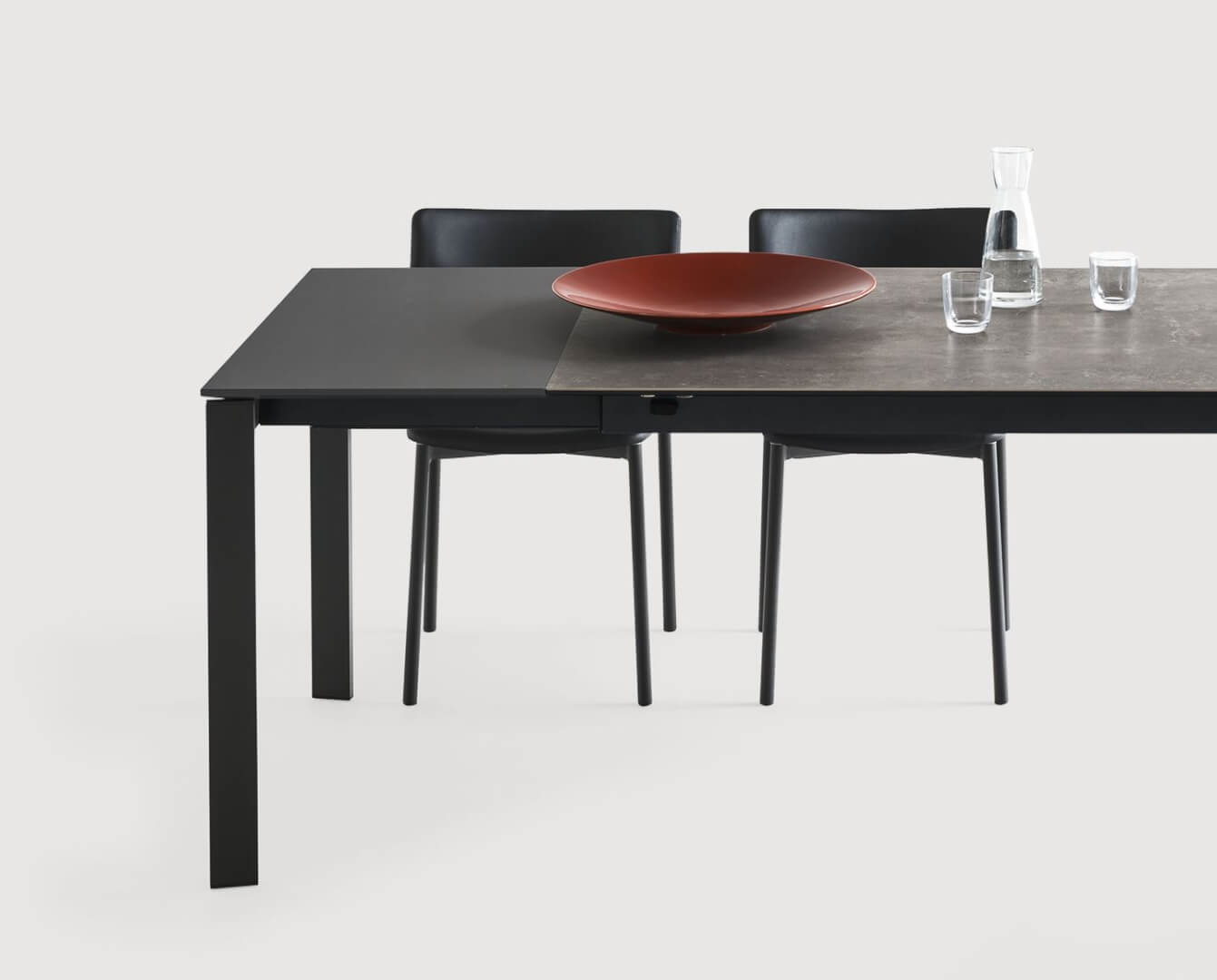 eminence dining table