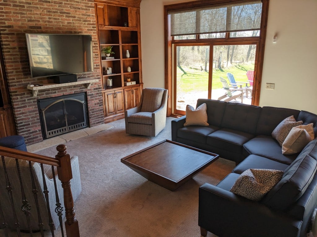 , Teri R, BY DESIGN furniture + interior design